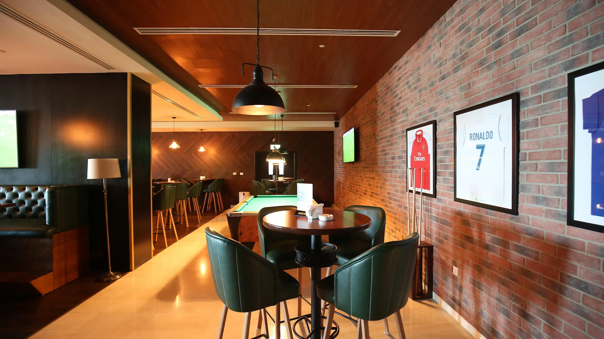 Holiday Inn Express Dubai Airport By Ihg United Arab Emirates