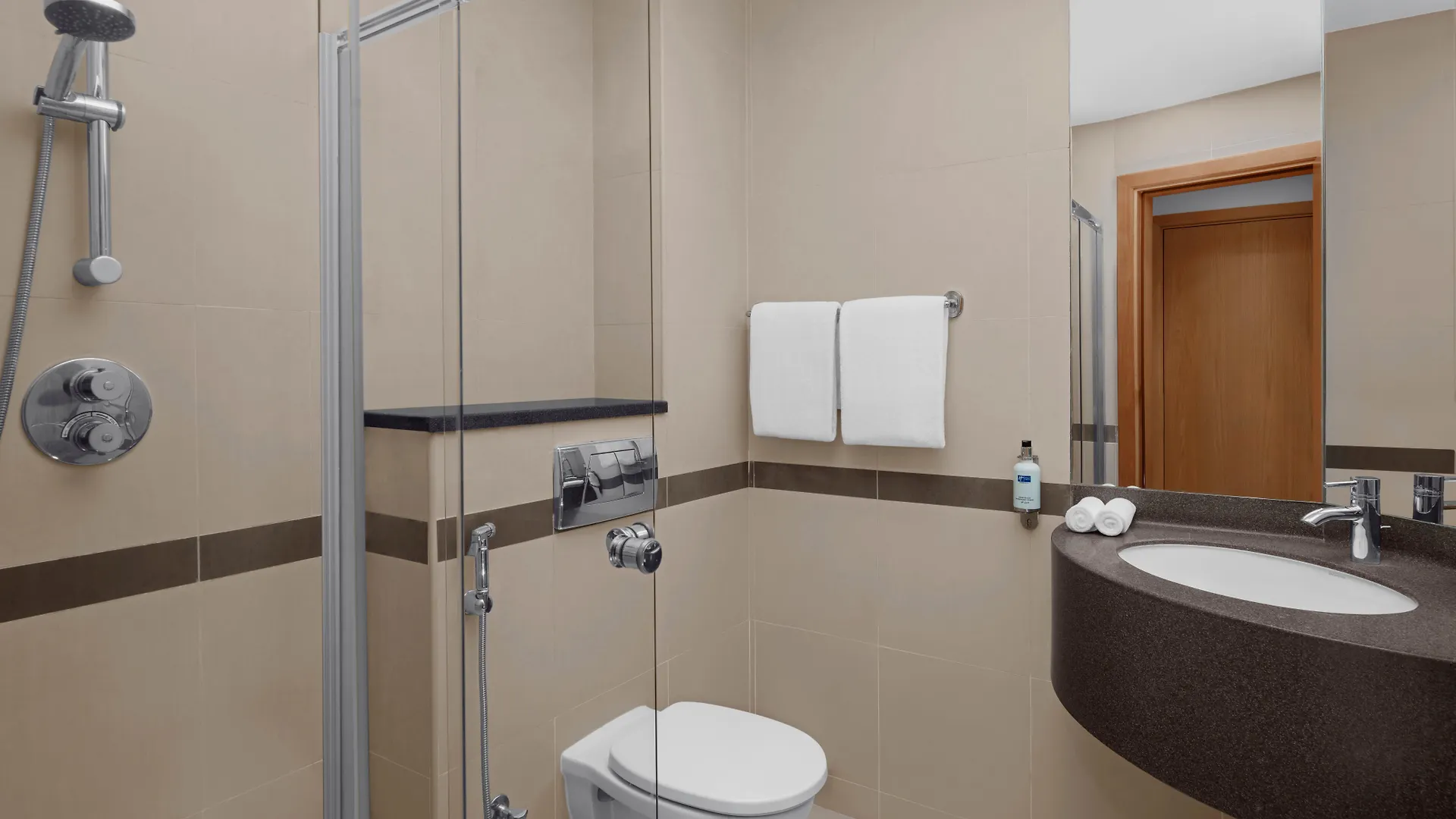 Holiday Inn Express Dubai Airport By Ihg